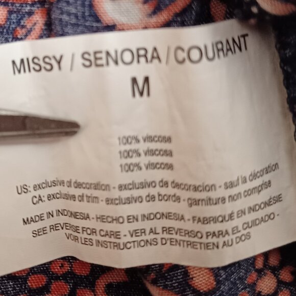 BOHO Gloria Vanderbilt Paisley V-Neck Blouse with Side Slits Size Medium - Picture 9 of 10